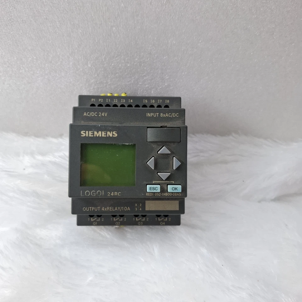 ONE Used Siemens LOGO 6ED1052-1HB00-0BA5 TESTED